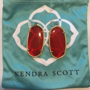 Kendra Scott Danielle earrings